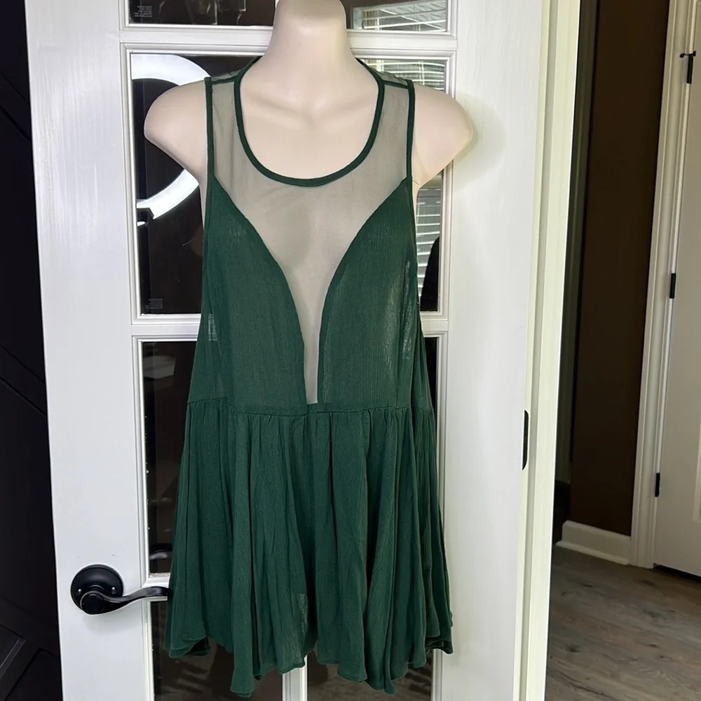 BUCKLE‎ Mustard Seed Top Size Large NWT